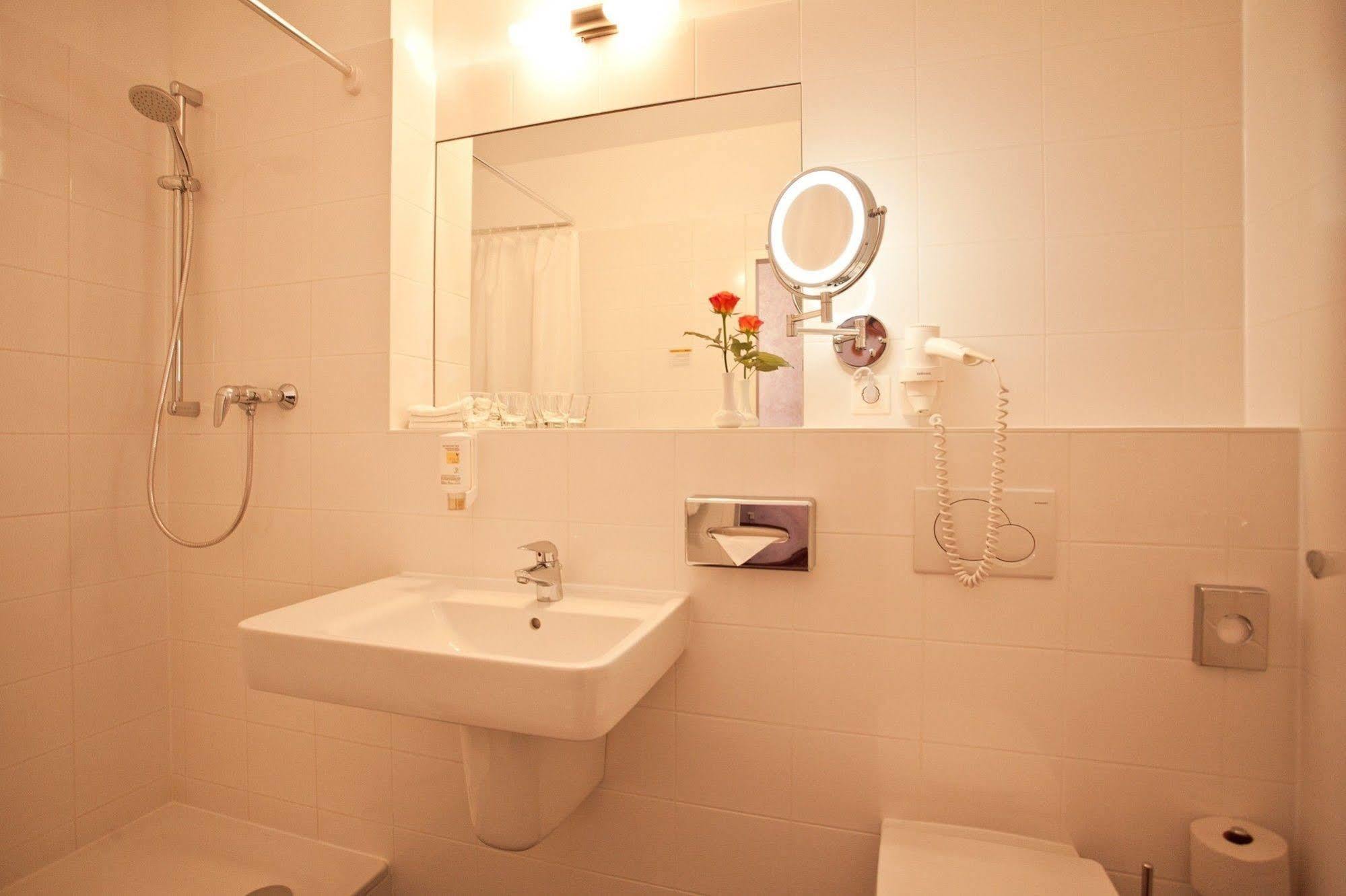 Safestay Berlin Kurfurstendamm Extérieur photo